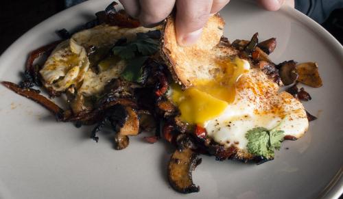 Red Pepper & Mushroom Skillet | I Will Not Eat Oysters