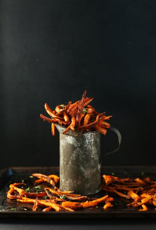 Simple Baked Sweet Potato Fries with Cajun Spice! #vegan #glutenfree